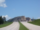 Crazy Horse, seit 50 Jahren sprengen dort ein paar Verrückte eine Figur in den Berg (Baustelle, kostet aber trotzdem $27)